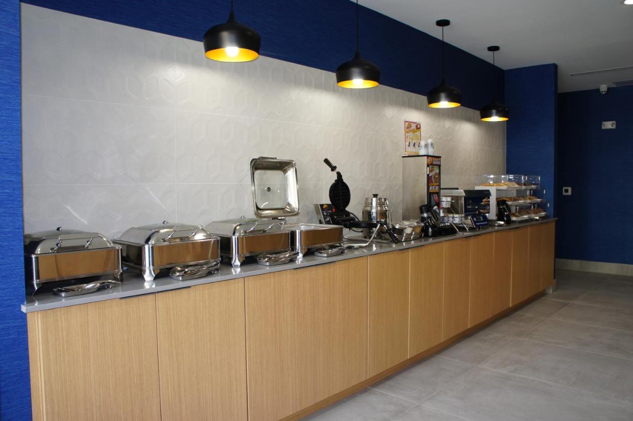 La Quinta Inn & Suites Katy-Mills By Wyndham Кейти Экстерьер фото